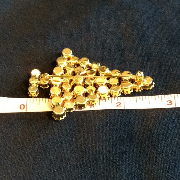 Vintage New Christmas Tree Brooch - Picture 3 of 5